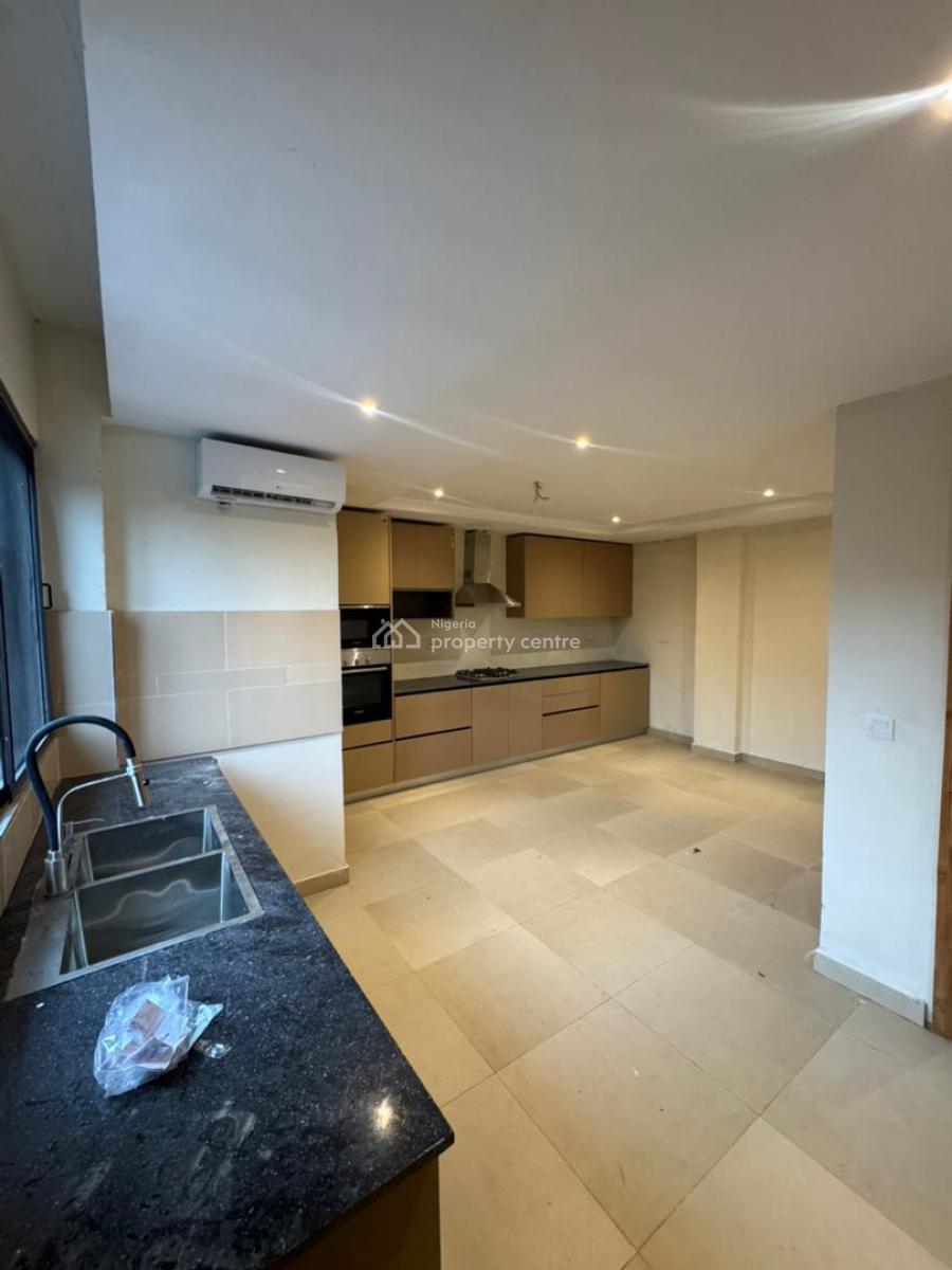 Exquisite 2 Bedroom Apartment, Lekki Phase 1, Lekki, Lagos, Flat / Apartment for Sale