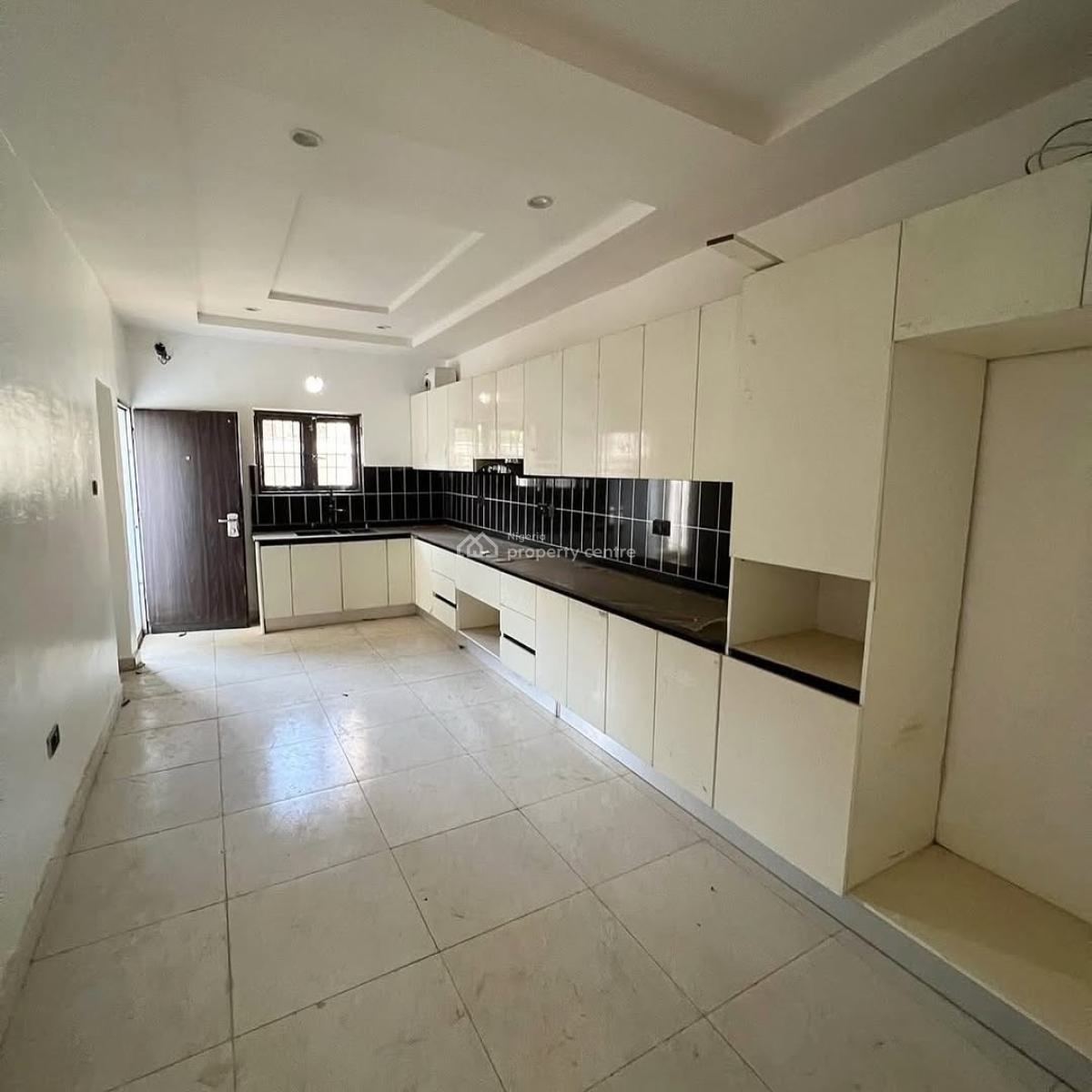 New Listing. Newly Built 4 Bedrooms Terrace with 1 Room Boys Quarters, Kado, Abuja, Terraced Duplex for Sale