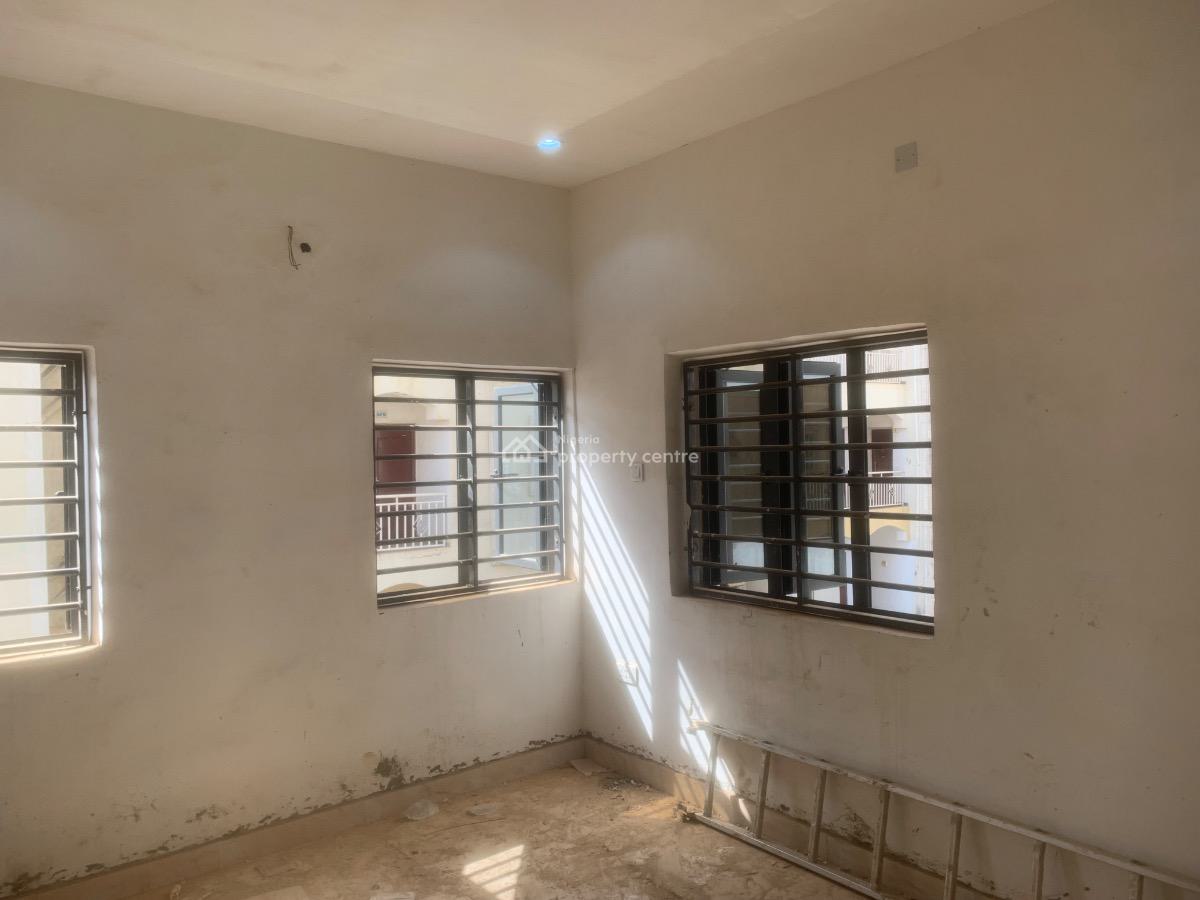 Amply Spacious 3 Bedrooms Apartment, By Vio Office, Mabushi, Abuja, Flat / Apartment for Rent