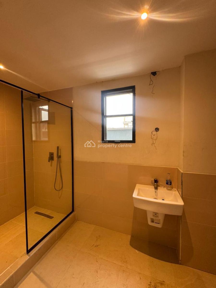 Luxury 2 Bedrooms Apartment, Lekki Phase 1, Lekki, Lagos, Flat / Apartment for Sale