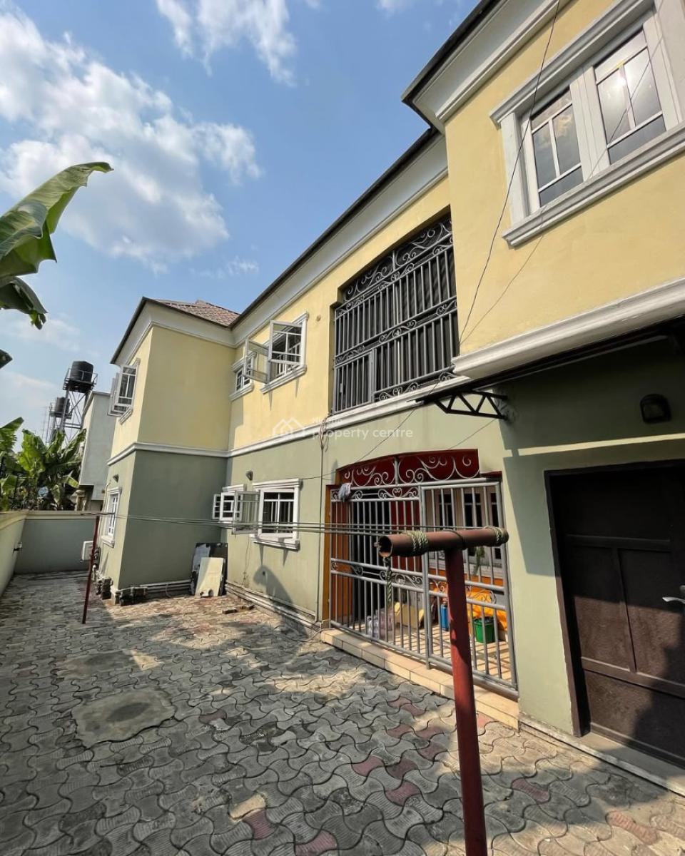 Income Property: 4 Units 3 Bedroom Apartments, Eliozu - Eneka Link Road, Port Harcourt, Rivers, Block of Flats for Sale