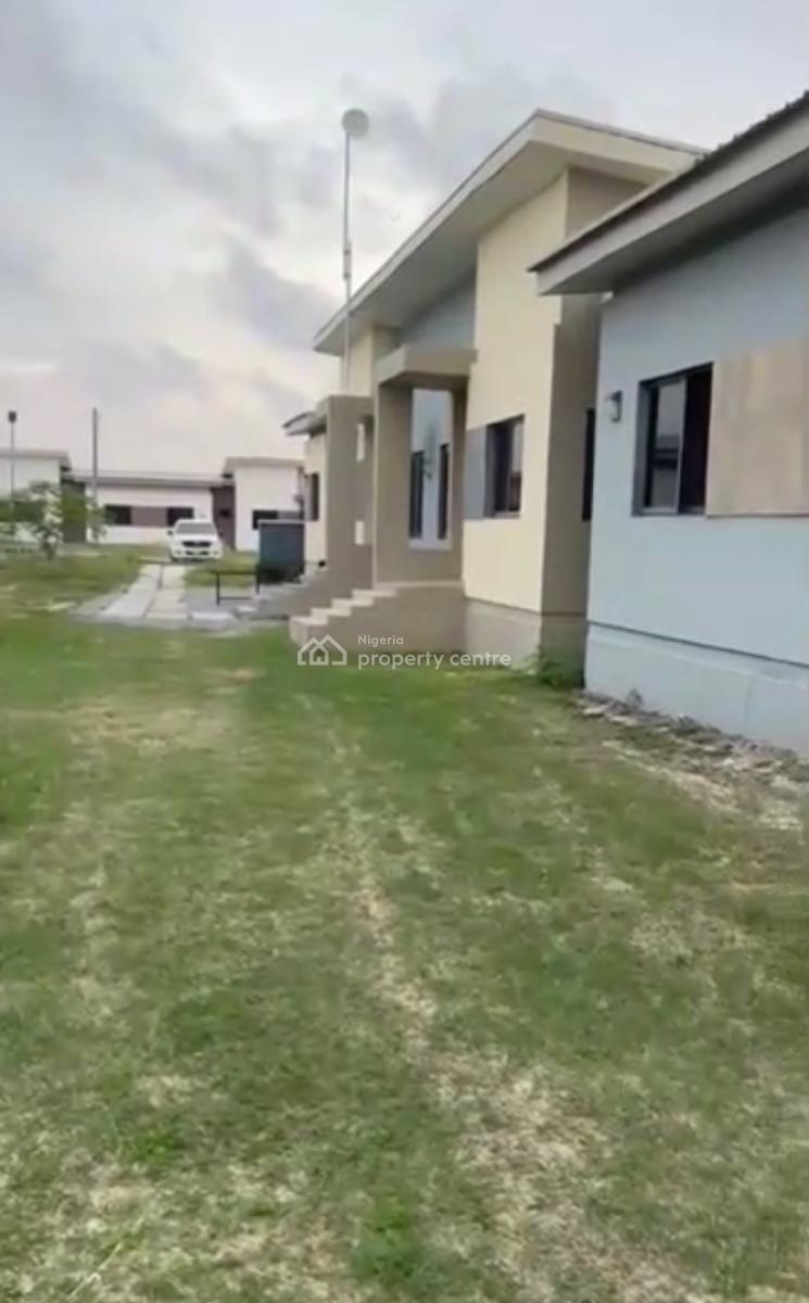 Luxury 3 Bedrooms, Beechwood Park Estate, Abijo, Lekki, Lagos, Detached Bungalow for Sale