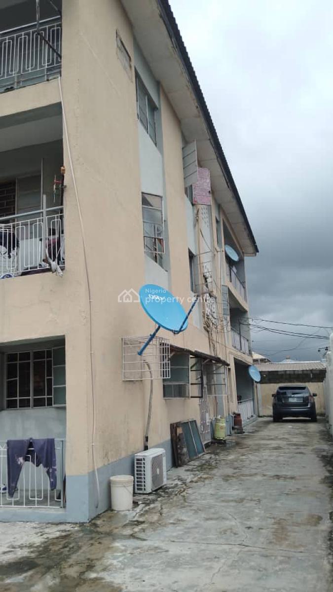 6 Units of 3 Bedroom Flats, No. 2, Olabisi Osho Street, Soluyi, Gbagada, Lagos, Block of Flats for Sale