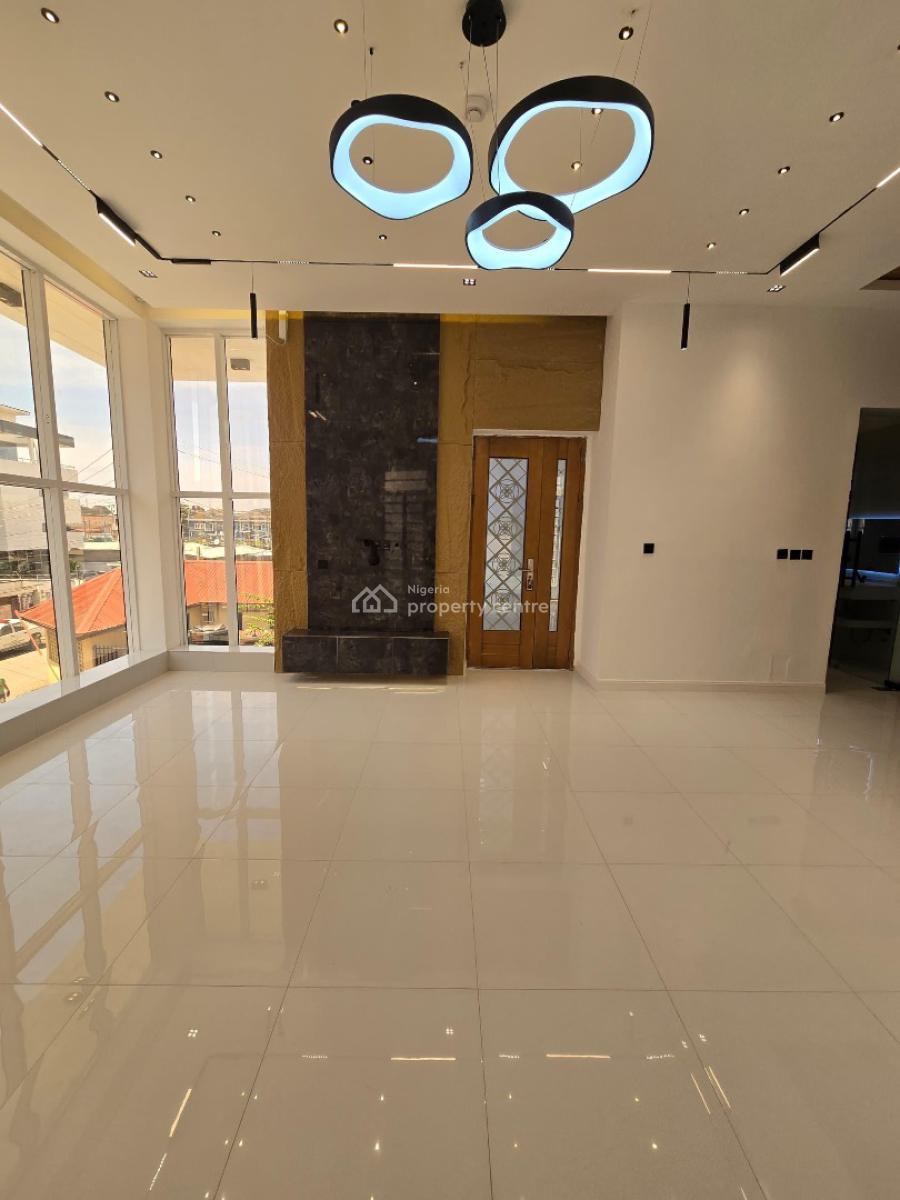 Luxurious and Spacious 5 Bedrooms Detached Duplex with Bq, Lekki Phase 1, Lekki, Lagos, Detached Duplex for Sale