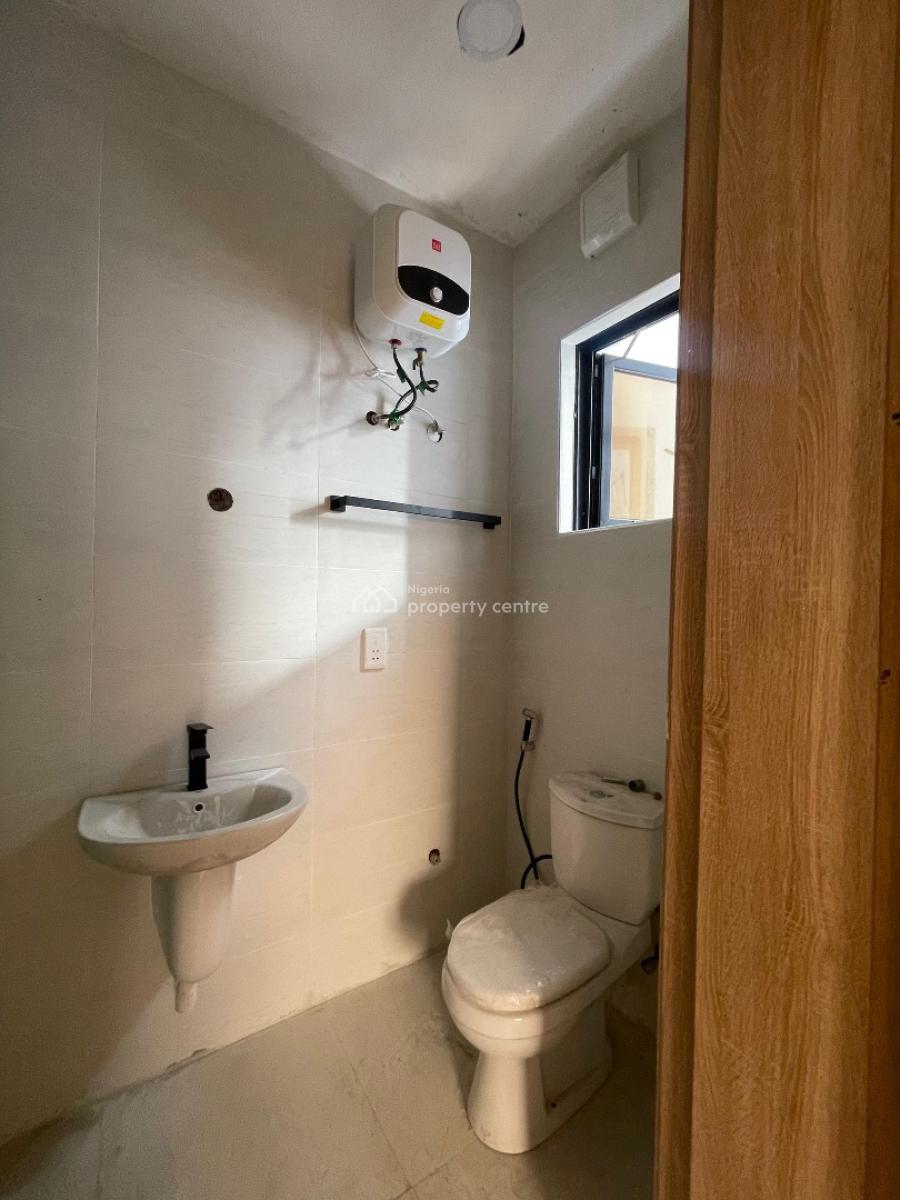 Beautiful 2 Bedrooms Apartment with in a Serene and Secured Estate, Lekki Phase 1, Lekki, Lagos, Flat / Apartment for Sale