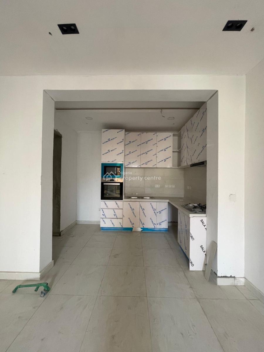 Beautiful 2 Bedrooms Apartment with in a Serene and Secured Estate, Lekki Phase 1, Lekki, Lagos, Flat / Apartment for Sale