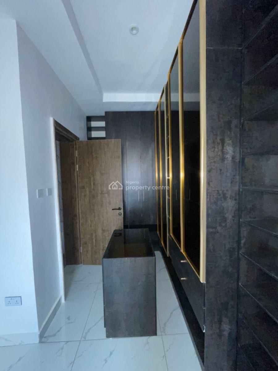 Superb 4 Bedroom Fully Detached Duplex with Bq, Fantastic 4 Bedroom Detached Duplex with Modern Facilities, Gra Phase 1, Magodo, Lagos, Detached Duplex for Sale