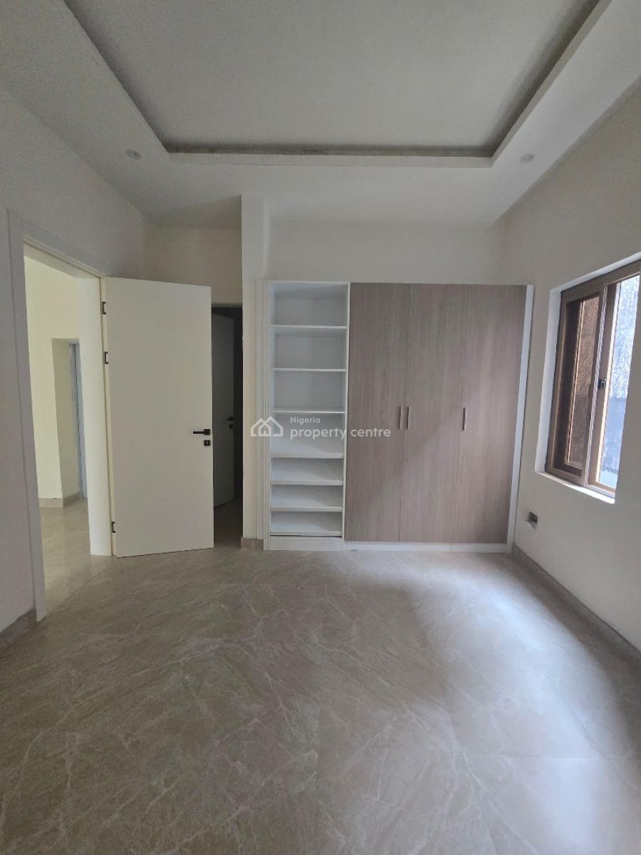 Spacious 5 Bedrooms Semi-detached Duplex with Bq, Banana Island, Ikoyi, Lagos, Semi-detached Duplex for Sale