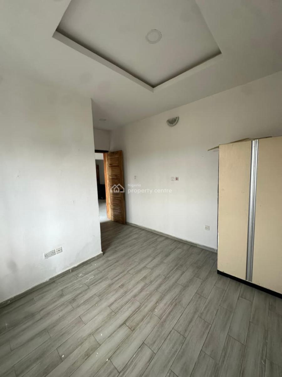 2-bedroom Apartment, Ologolo, Lekki, Lagos, Flat / Apartment for Rent
