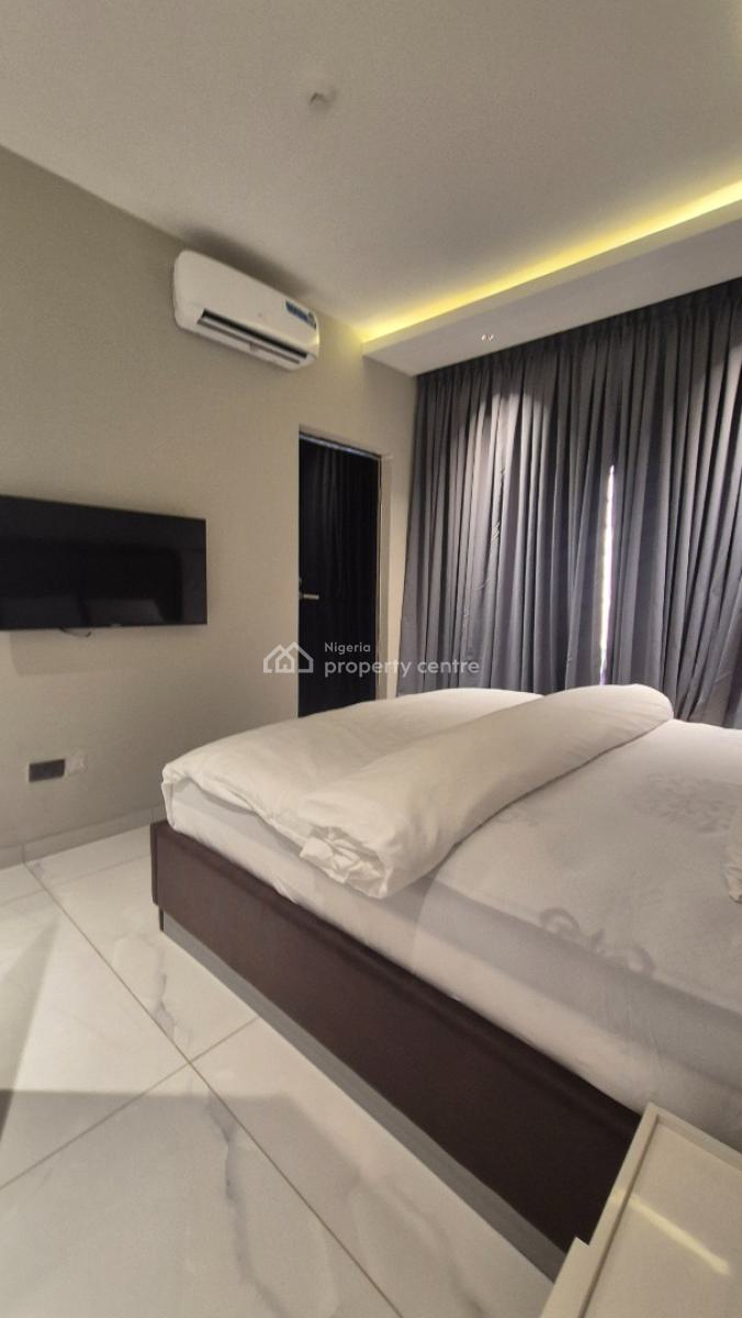 Elegant & Top Luxurious 2 Bedroom Apartment for Your Best Experience, Off Issac John Street, Ikeja Gra, Ikeja, Lagos, Flat / Apartment Short Let