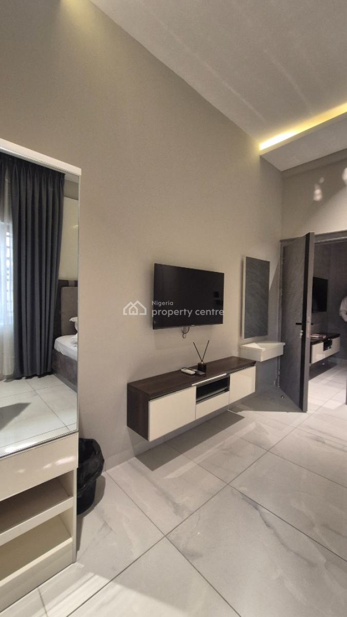 Luxurious 1 Bedroom Apartment with Elevator, for Your Best Experience, Off Issac John Street, Ikeja Gra, Ikeja, Lagos, Mini Flat (room and Parlour) Short Let