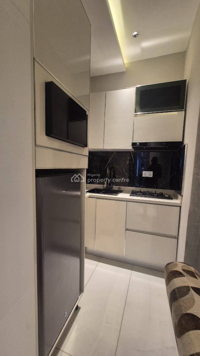 Luxurious 2 Bedroom Apartment with Elevator & Private Balcony, Off Sobo Arobiodun Street, Ikeja Gra, Ikeja, Lagos, Flat / Apartment Short Let