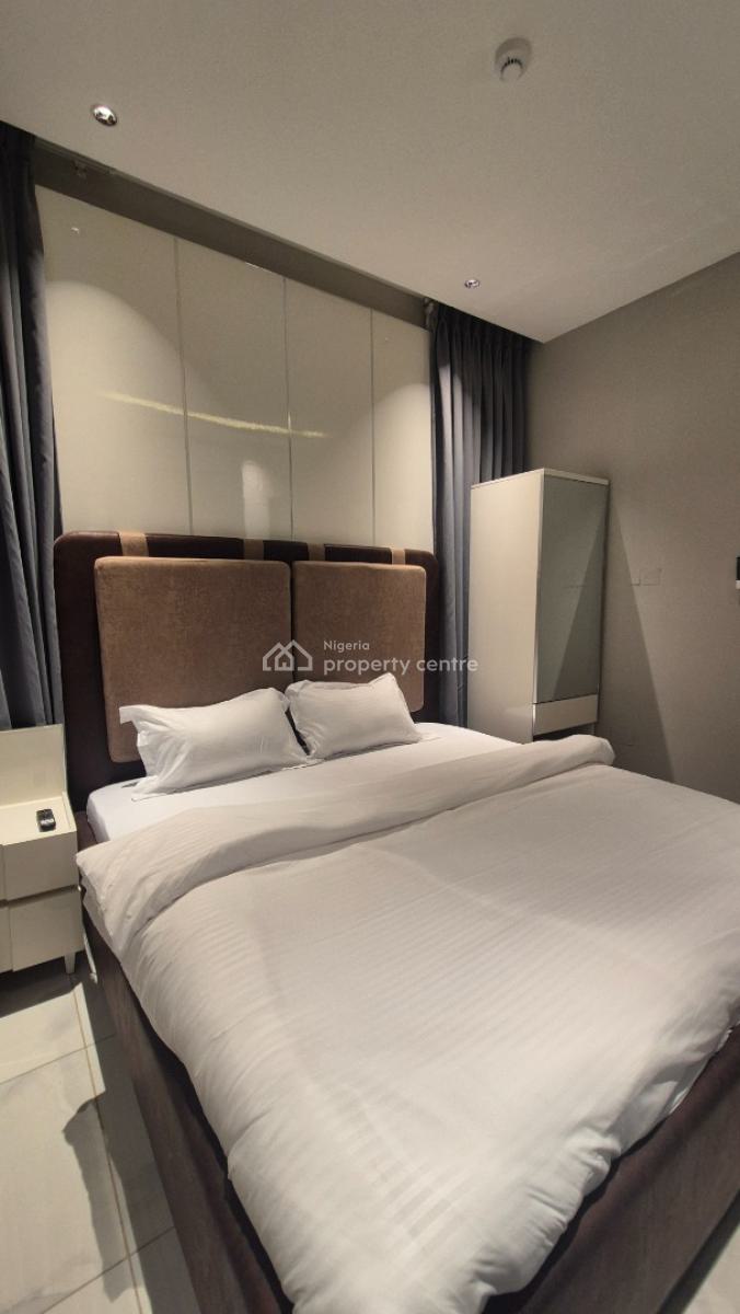 Luxurious 2 Bedroom Apartment with Elevator & Private Balcony, Off Sobo Arobiodun Street, Ikeja Gra, Ikeja, Lagos, Flat / Apartment Short Let