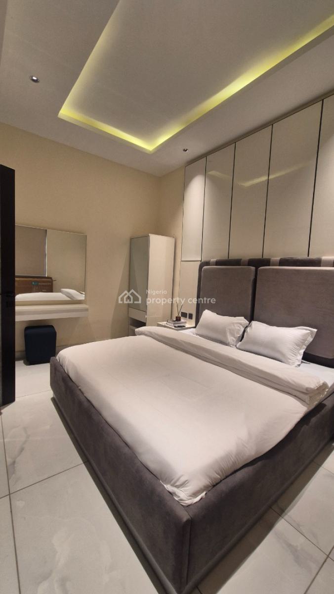 Luxurious 1 Bedroom Ground Floor Apartment for Your Best Experience, Off Issac John Street, Ikeja Gra, Ikeja, Lagos, Flat / Apartment Short Let