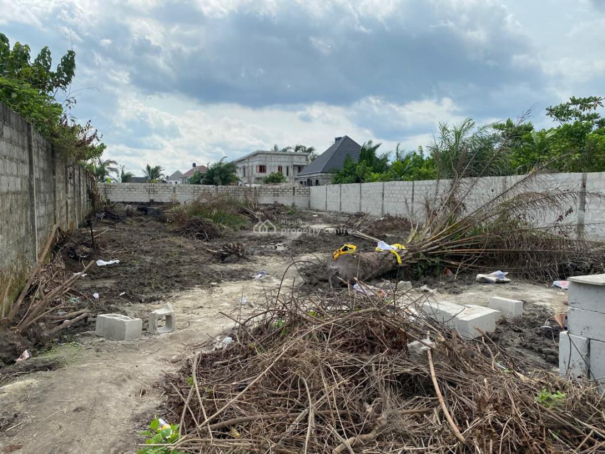 Distress 1 and Half Plot of Land, Mandela Estate Sars Road, Port Harcourt, Rivers, Mixed-use Land for Sale