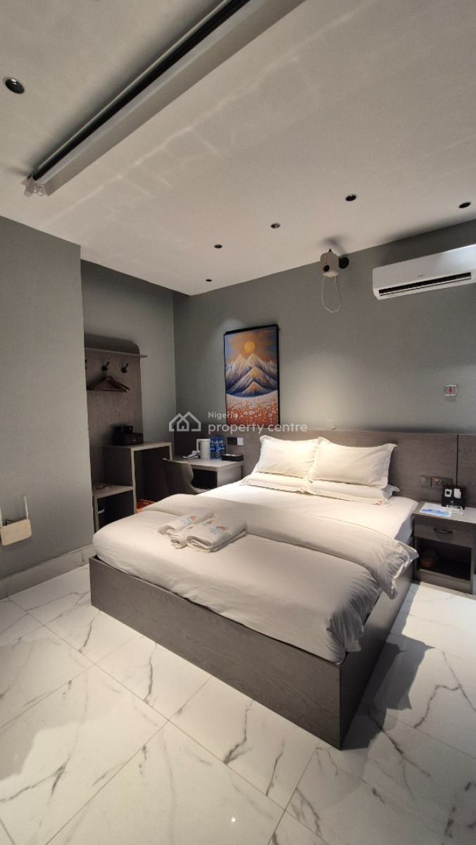 Very Nice 1 Room Selcon Apartment for Your Best Stay, Off Issac John, Ikeja Gra, Ikeja, Lagos, Self Contain (single Rooms) Short Let