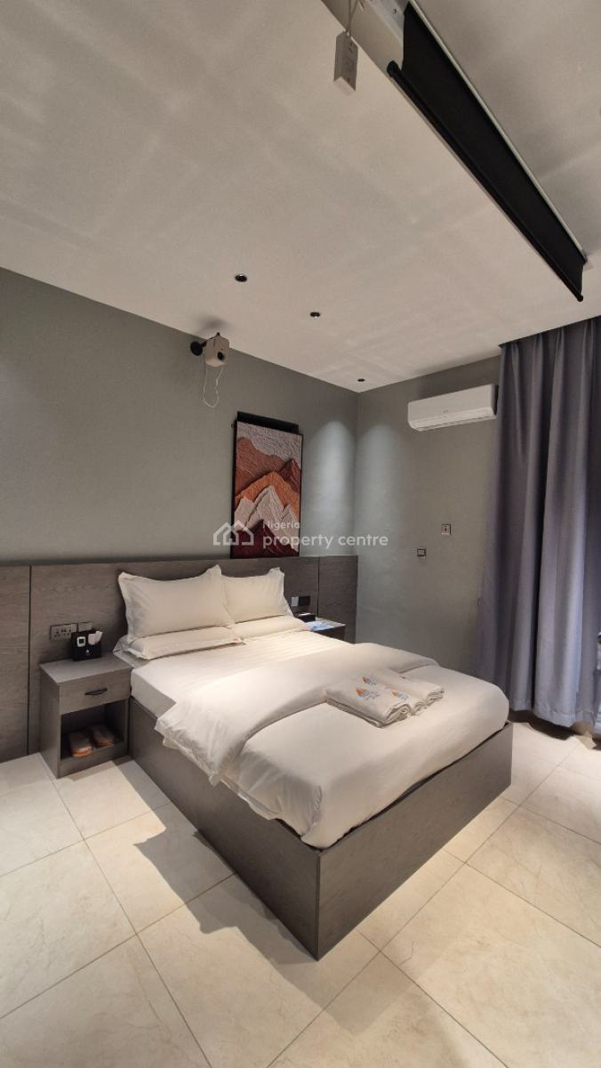 Top Luxurious & Spacious 1 Room Selcon Apartment with Private Balcony,, Off Issac John Street, Ikeja Gra, Ikeja, Lagos, Self Contain (single Rooms) Short Let