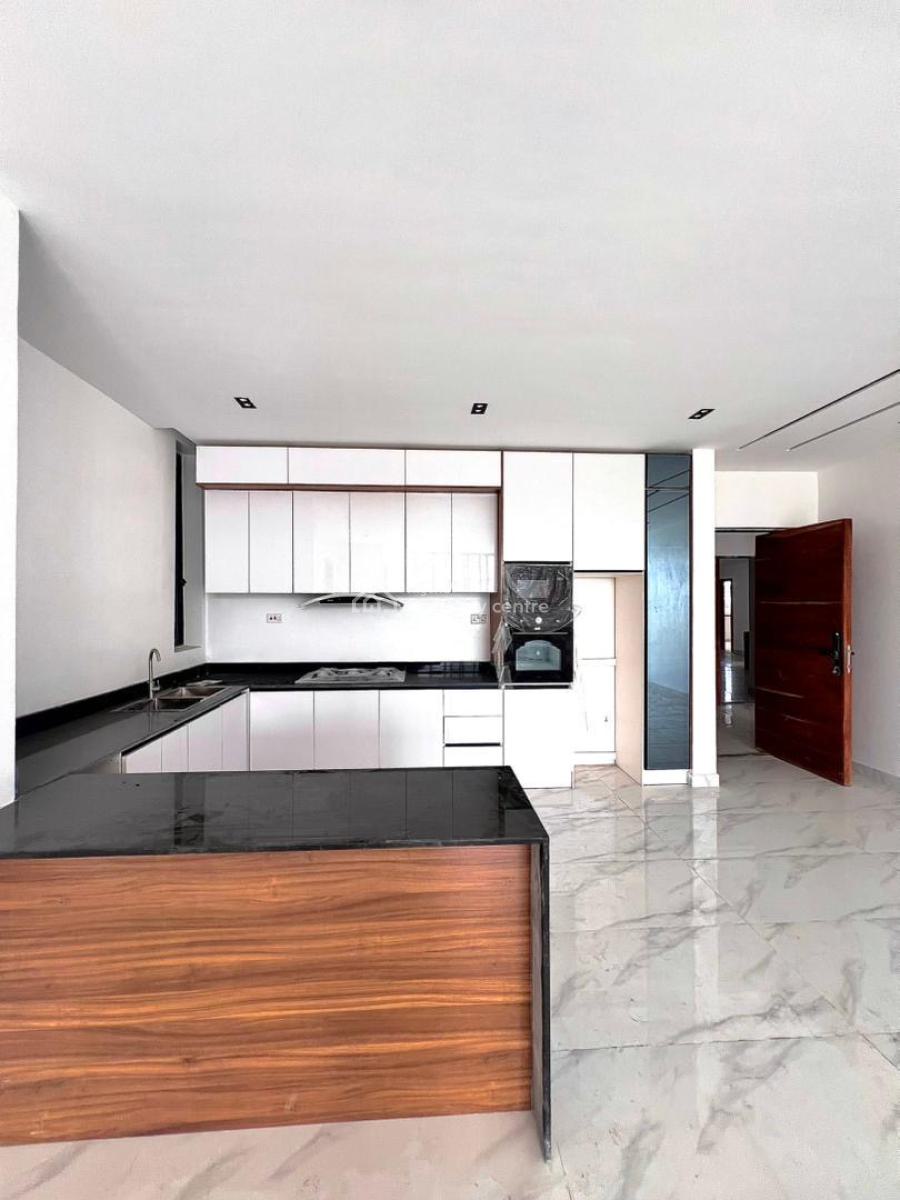 Spacious 2-bedroom Apartment with Elevator, Swimming Pool, and Gym, Oniru, Victoria Island (vi), Lagos, Block of Flats for Sale