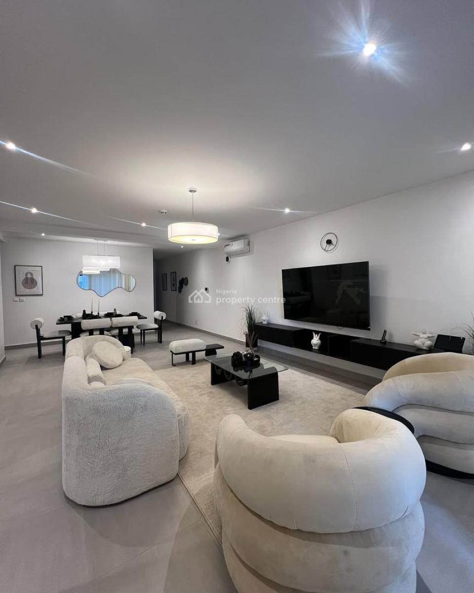 Excellent 3 Bedroom Apartment with a Pool,bq,elevator, Lekki Phase 1, Lekki, Lagos, Flat / Apartment for Sale