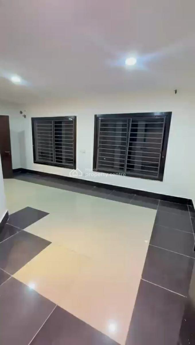 Serviced 2 Bedroom Apartment, Right Hand Side, Lekki Phase 1, Lekki, Lagos, Flat / Apartment for Rent