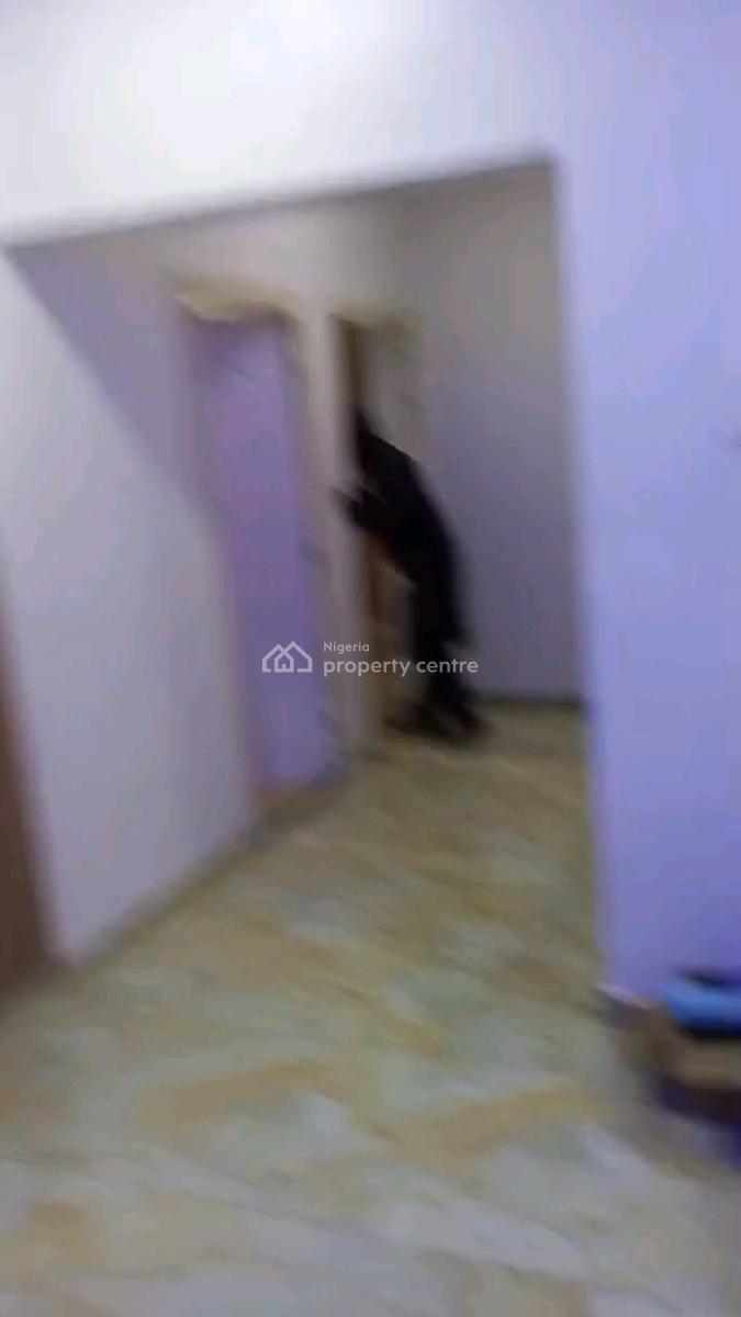 Executive Standard Spacious Relatively New Very Decent Clean 3 Bedroom, Off Finbars Road, Akoka, Yaba, Lagos, Flat / Apartment for Rent