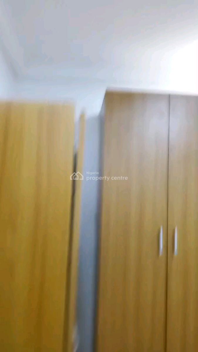 Executive Standard Spacious Relatively New Very Decent Clean 3 Bedroom, Off Finbars Road, Akoka, Yaba, Lagos, Flat / Apartment for Rent