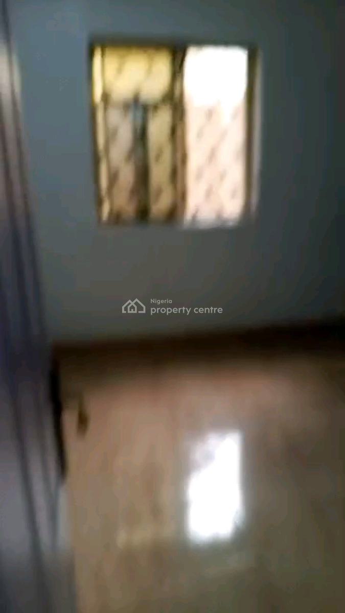 Executive Standard Spacious Relatively New Very Decent Clean 3 Bedroom, Off Finbars Road, Akoka, Yaba, Lagos, Flat / Apartment for Rent