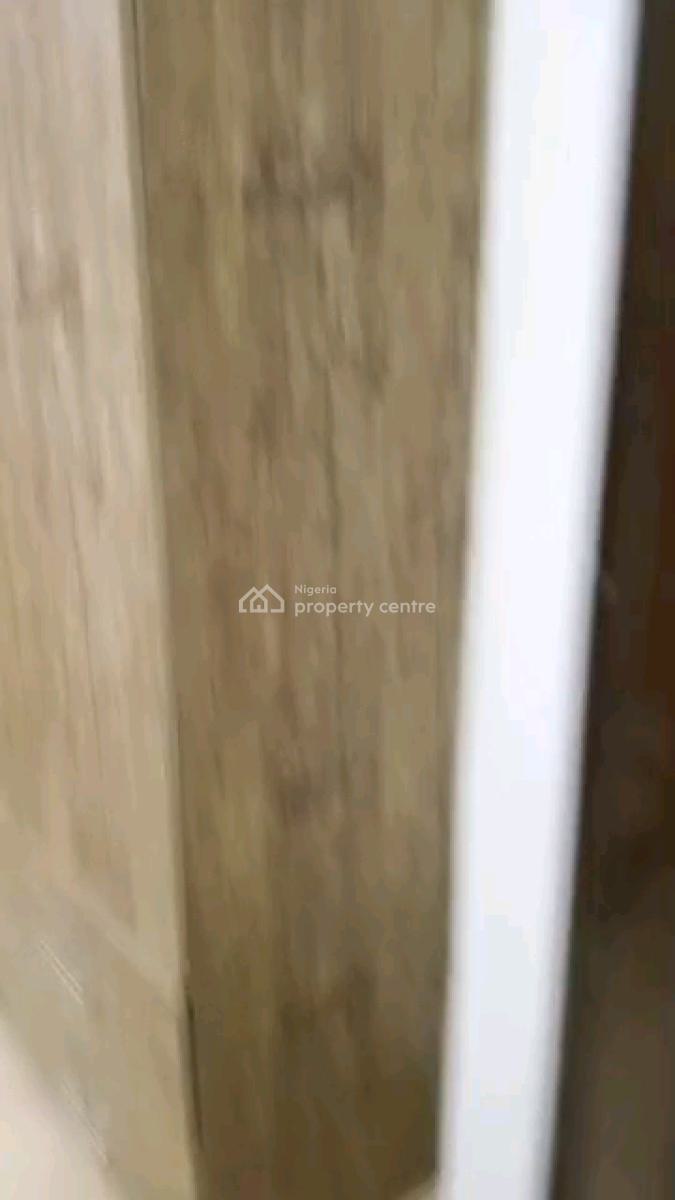 Executive Standard Spacious Relatively New Very Decent Clean 3 Bedroom, Off Finbars Road, Akoka, Yaba, Lagos, Flat / Apartment for Rent