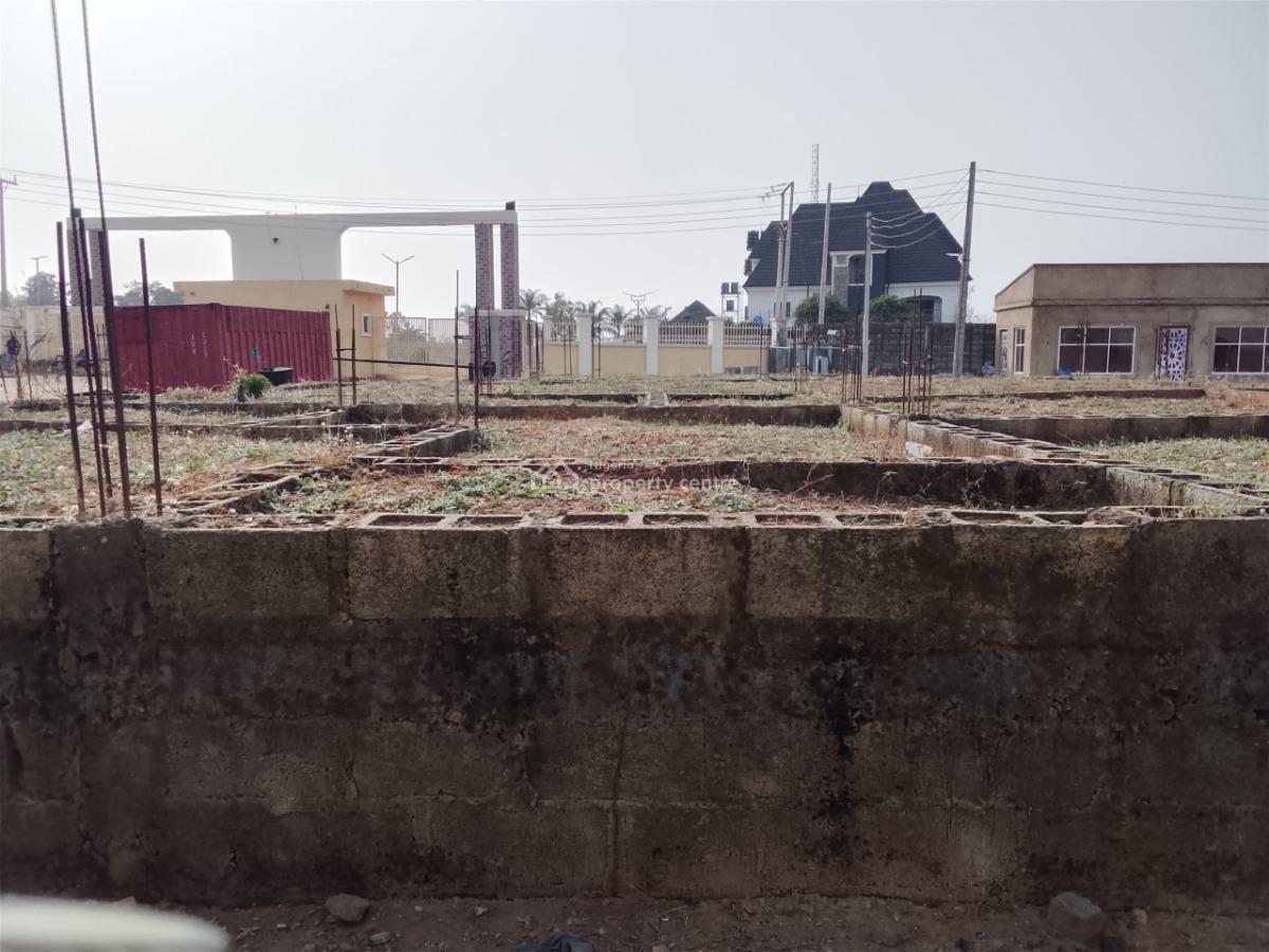 Distress 800sqm  Estate Land with a Dpc for a Fully Detached Duplex, Sungold Estate, Galadimawa, Abuja, Residential Land for Sale