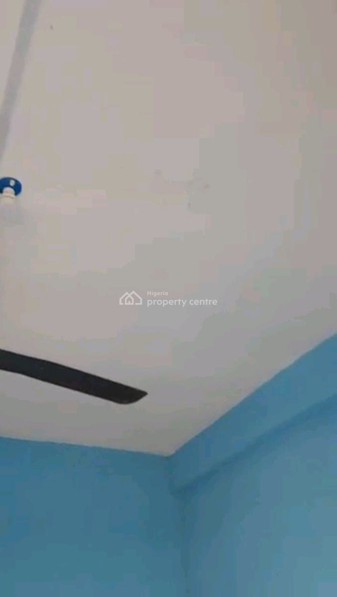 a Nice Shop, Jagunmolu Road, Bariga, Shomolu, Lagos, Shop for Rent