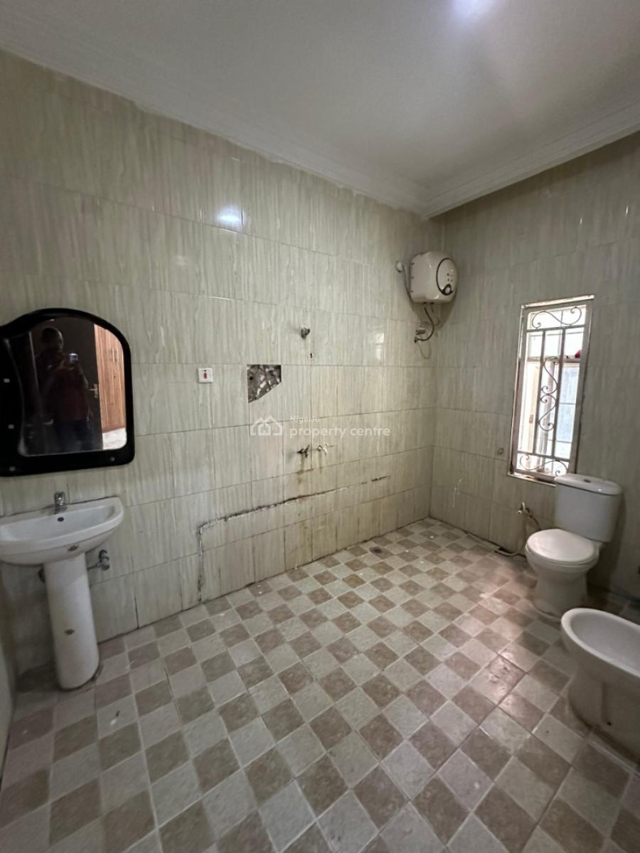 Well Finished 3 Bedroom Flat, Gwarinpa, Abuja, Flat / Apartment for Rent