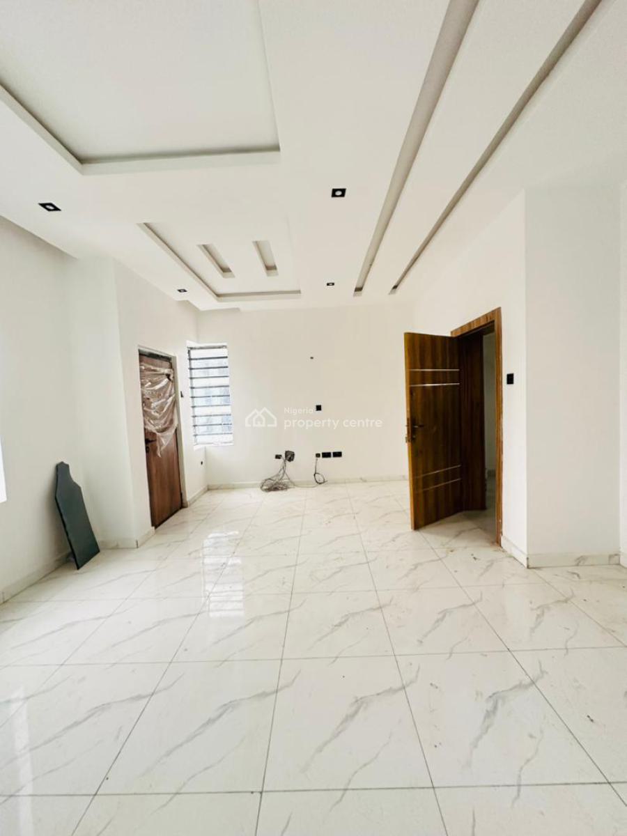 Spacious & Well-finished 4-bedroom Fully Detached Duplex with Bq, Magodo, Lagos, Detached Duplex for Sale