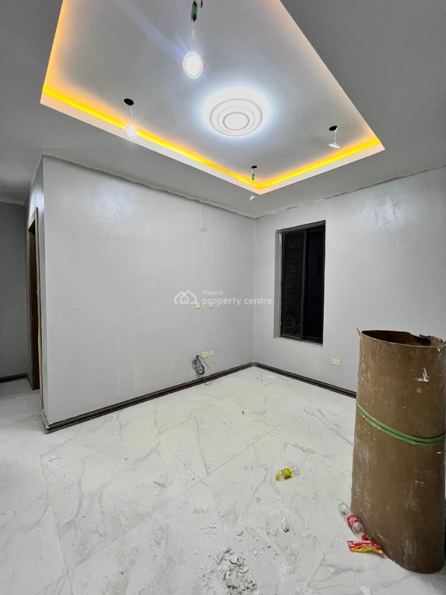 Luxury 4-bedroom Penthouse with Elevator, Cinema in a Secure Estate, Lekki Phase 1, Lekki, Lagos, House for Sale