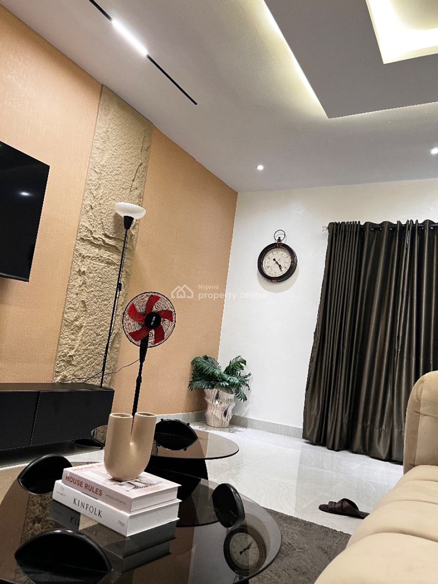 Luxury 3 Bedroom Apartment, Lekki Phase 1, Lekki, Lagos, Flat / Apartment Short Let