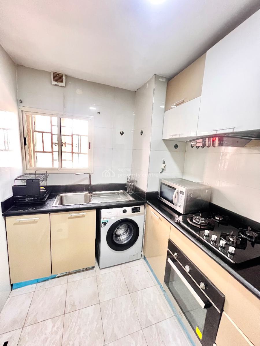 Luxury 3 Bedroom Apartment, Lekki Phase 1, Lekki, Lagos, Flat / Apartment Short Let