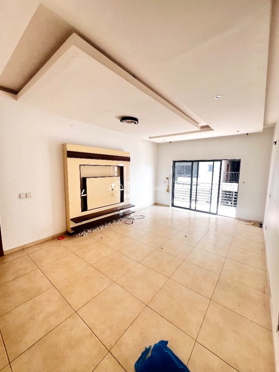 Clean 2 Bedrooms Apartment in a Secured Estate, Le Moriah Residences, Ikate, Lekki, Lagos, Flat / Apartment for Rent