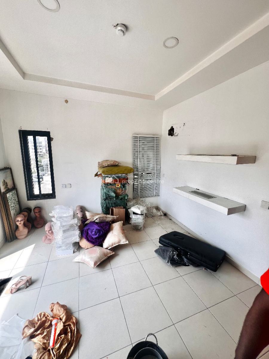 Clean 2 Bedrooms Apartment in a Secured Estate, Le Moriah Residences, Ikate, Lekki, Lagos, Flat / Apartment for Rent