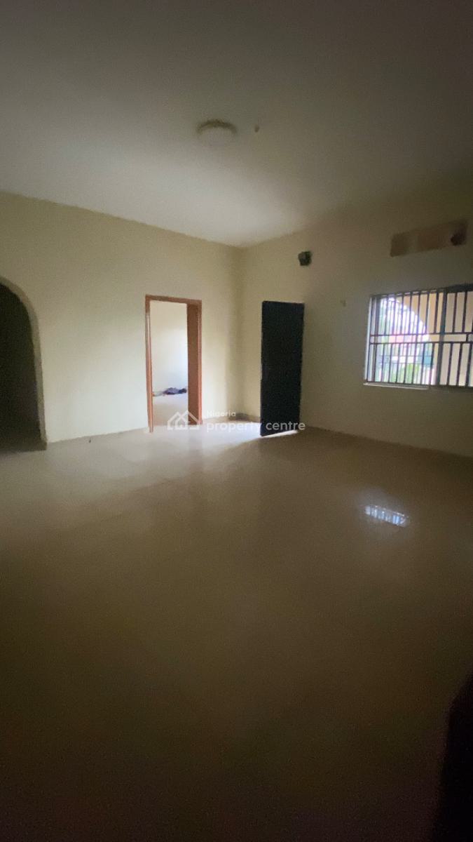 Neatly Built 4 Bedrooms Flat, Garki, Abuja, Flat / Apartment for Rent