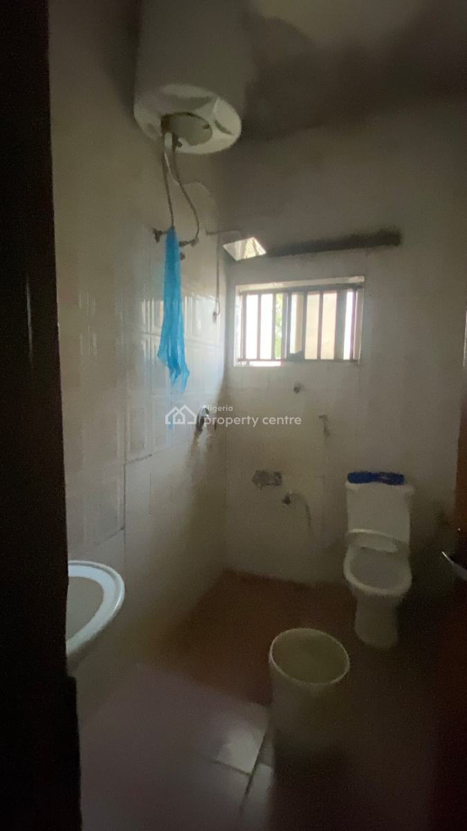 Neatly Built 4 Bedrooms Flat, Garki, Abuja, Flat / Apartment for Rent