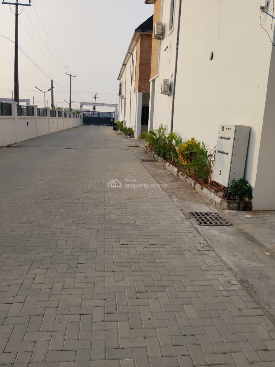New 4 Bedrooms Terraced Duplex with Swimming Pool,gym, 24 Hours Power, Etc, Orchid Hotel Road, Lekki, Lagos, Terraced Duplex for Sale