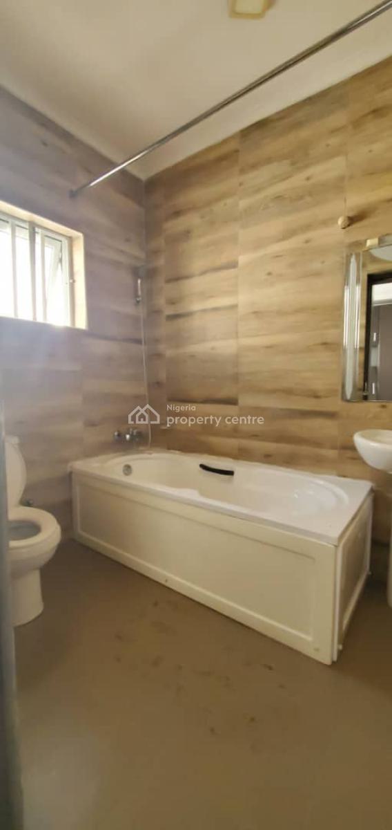 3 Bedrooms Terrace Duplex with a Bq, Lekki Phase 1, Lekki, Lagos, Terraced Duplex for Rent