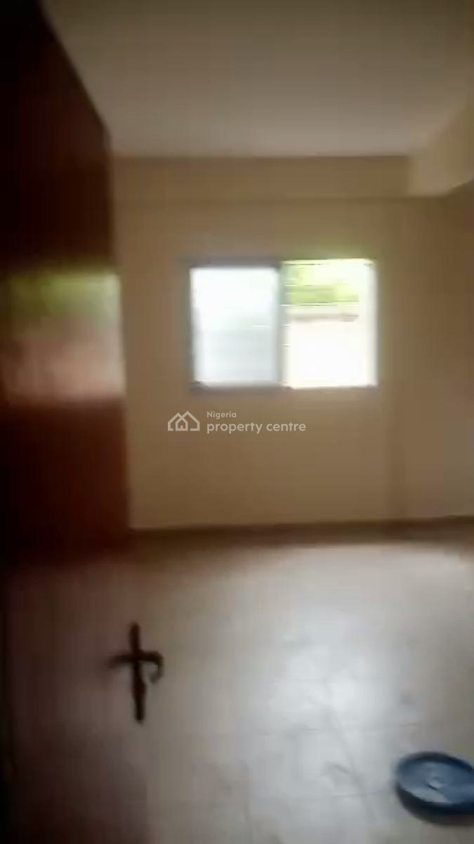 Extremely Spacious Ground Floor 2 Bedroom Apartment, Mende, Mende, Maryland, Lagos, Flat / Apartment for Rent