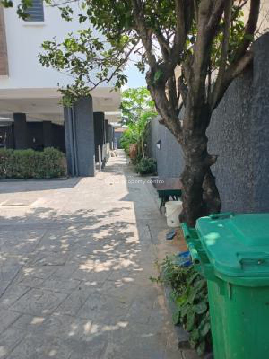 Brand New Block of 5 Flats, Ikeja, Lagos, Block of Flats for Rent