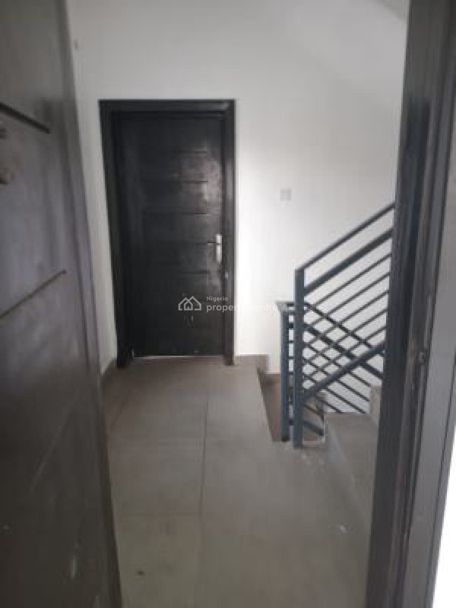 Brand New Block of 5 Flats, Ikeja, Lagos, Block of Flats for Rent