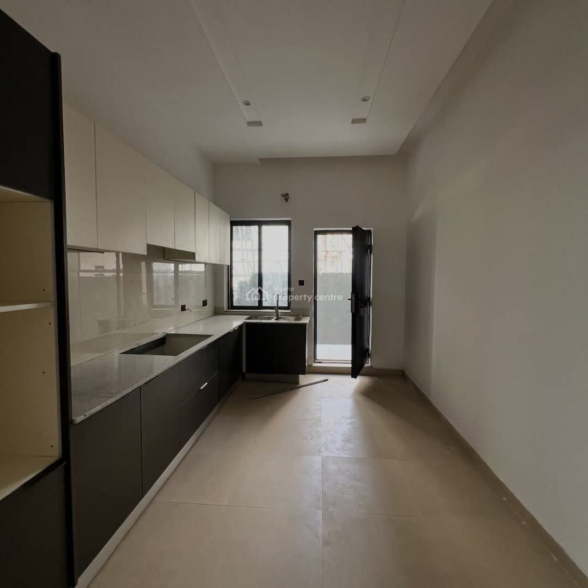 Tastefully Finished 3 Bedroom Apartment, Guzape District, Abuja, Flat / Apartment for Sale