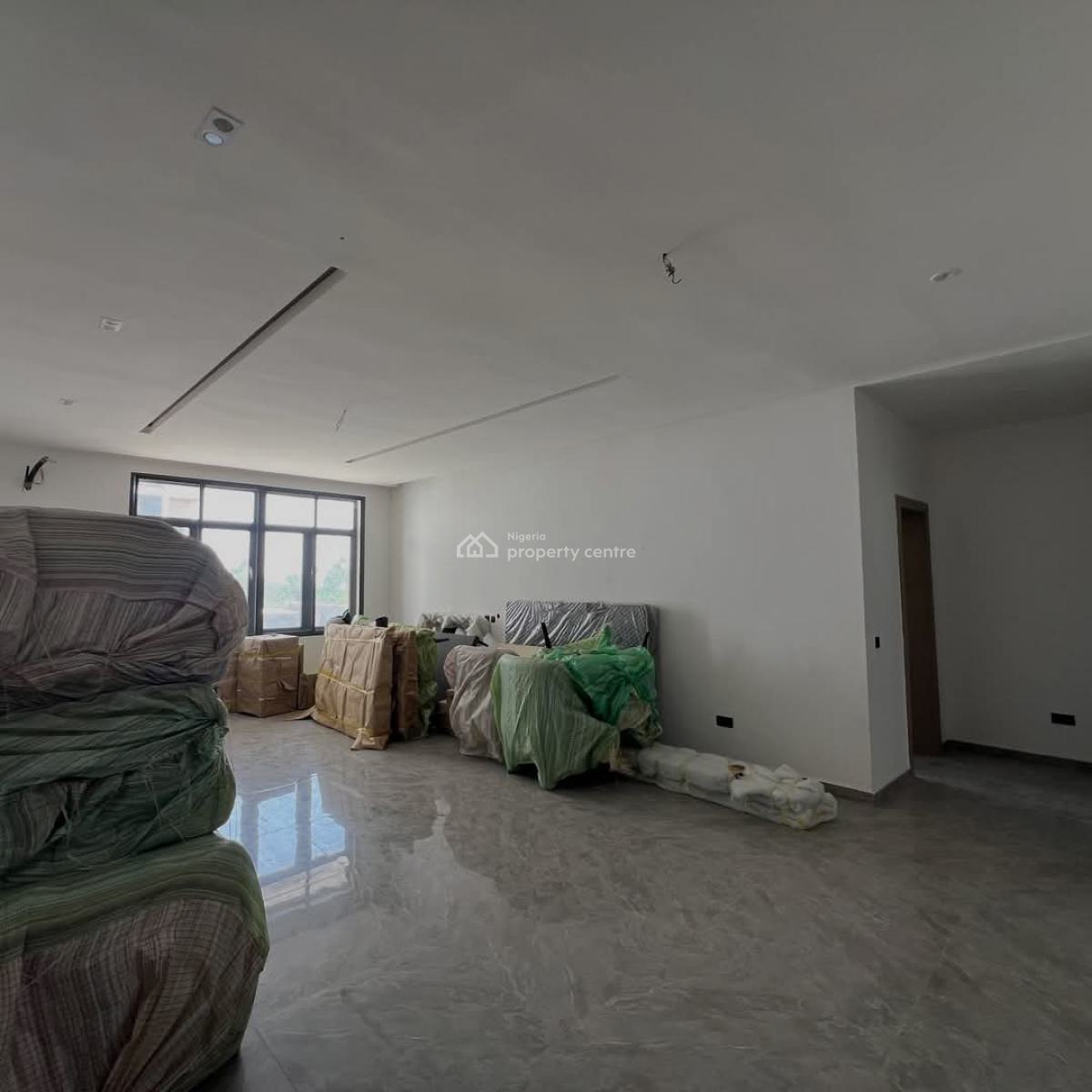 Tastefully Finished 3 Bedroom Apartment, Guzape District, Abuja, Flat / Apartment for Sale