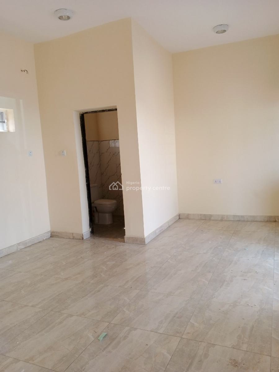 Shop and Office Space of 28sqm, Army Estate Brazil, Idu Industrial, Abuja, Plaza / Complex / Mall for Rent