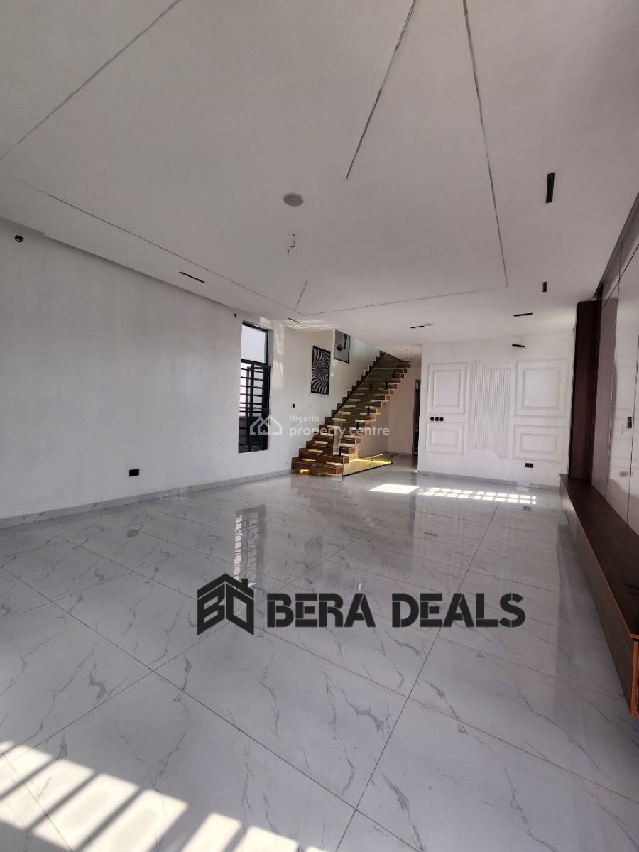 5 Bedroom Fully Detached House with Bq, Ikota, Lekki, Lagos, Detached Duplex for Sale