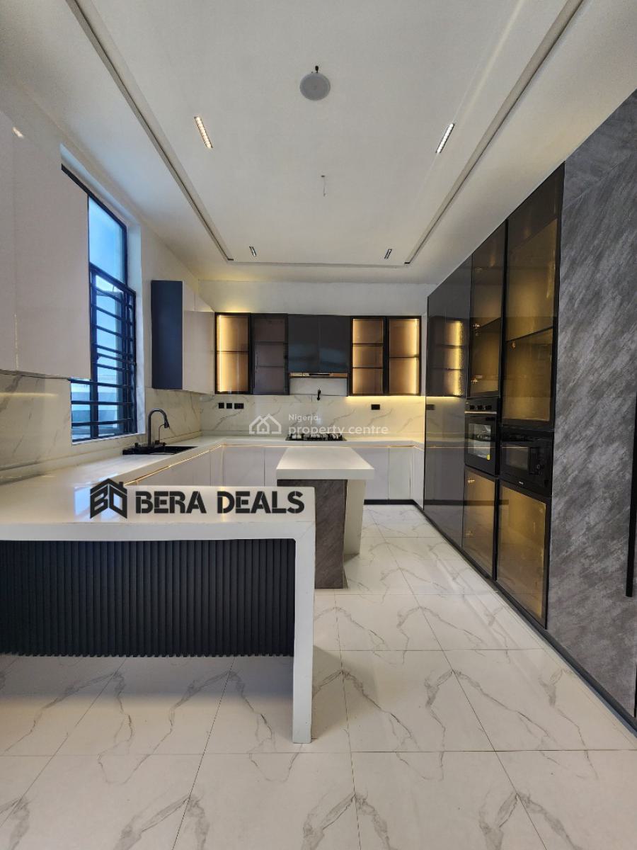 5 Bedroom Fully Detached House with Bq, Ikota, Lekki, Lagos, Detached Duplex for Sale