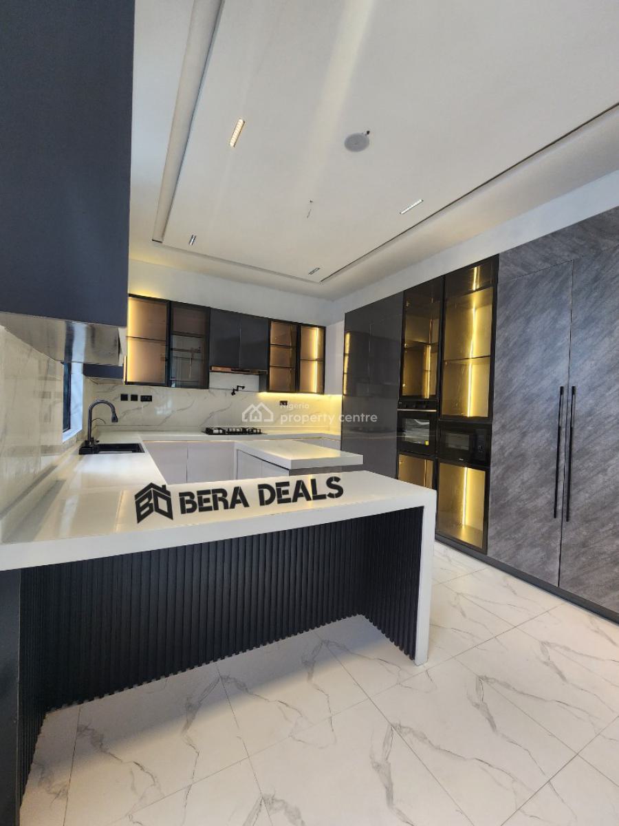 5 Bedroom Fully Detached House with Bq, Ikota, Lekki, Lagos, Detached Duplex for Sale